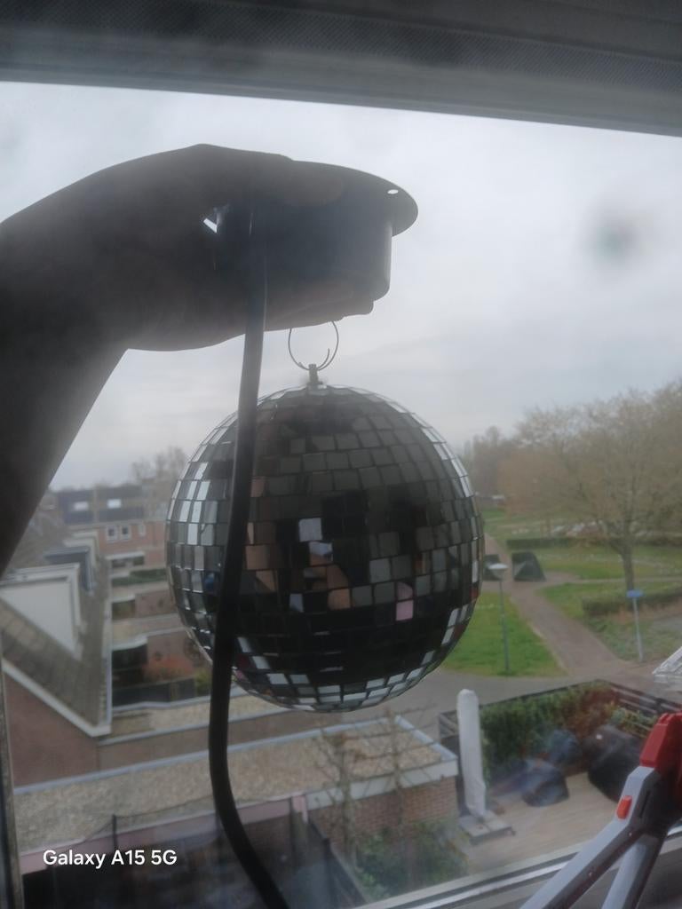 Elektrische discobal voor feestjes en sfeer, Hobby en Vrije tijd, Feestartikelen, Ophalen, Overige