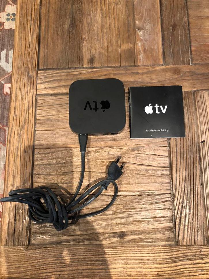 Apple TV  met afstandsbediening en installatie handleiding, Audio, Tv en Foto, Mediaspelers, Gebruikt, Zonder harde schijf, HDMI