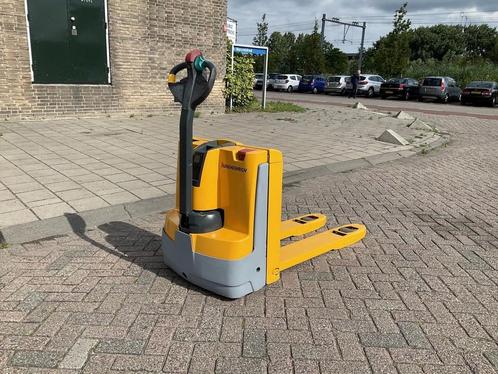 Jungheinrich EJE 112i 1200KG PALLETWAGEN / HEFTRUCK, Zakelijke goederen, Machines en Bouw | Heftrucks en Intern transport, Stapelaar