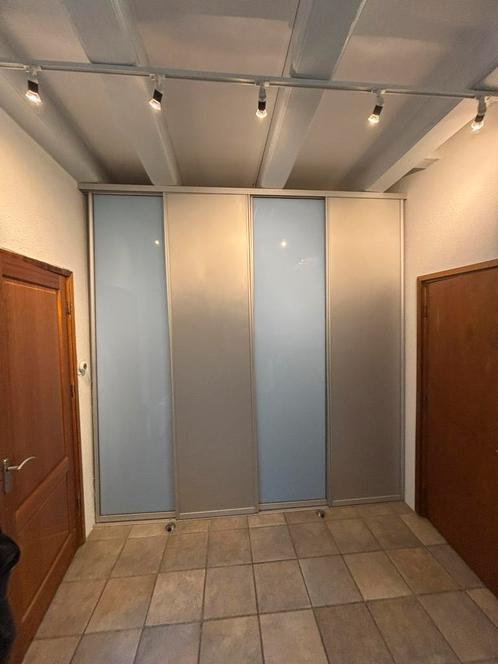 Kastenwand met 4 schuifdeuren (incl. Rails en legplanken), Huis en Inrichting, Kasten | Kledingkasten, 200 cm of meer, 50 tot 75 cm