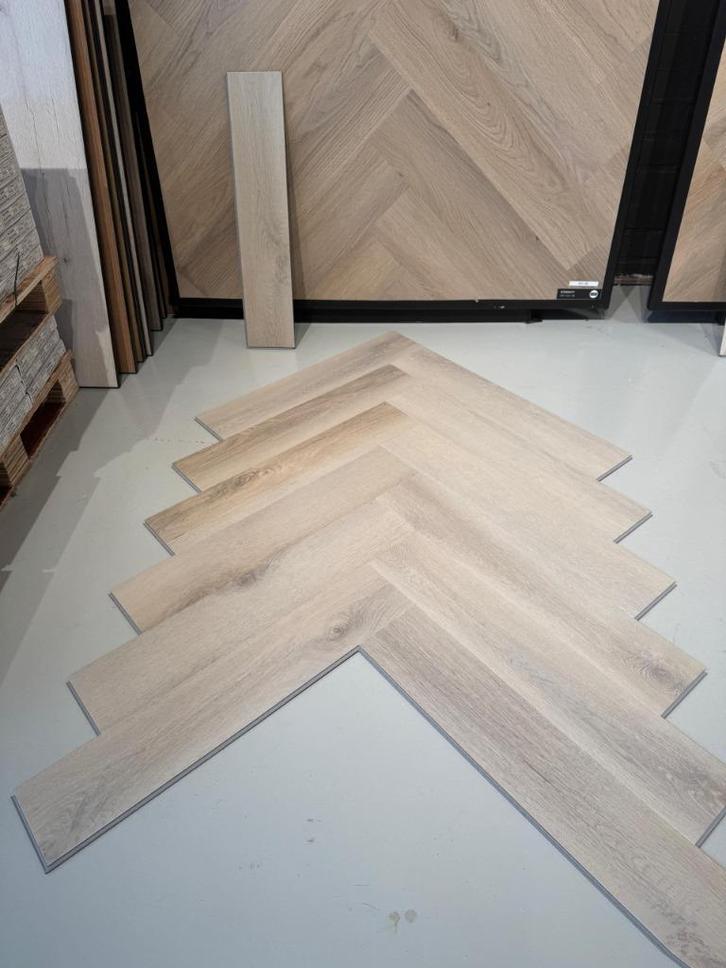 Direct ophalen | PVC klik visgraat pallets | Actie | Utrecht, Huis en Inrichting, Stoffering | Vloerbedekking, Nieuw, Laminaat