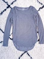 H&M grijs gestreepte top met langer achterpand 🩶 maat S, Kleding | Dames, H&M, Nieuw, Ophalen of Verzenden, Lange mouw