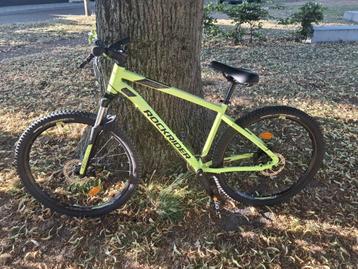 Mountenbike Rockrider  beschikbaar voor biedingen