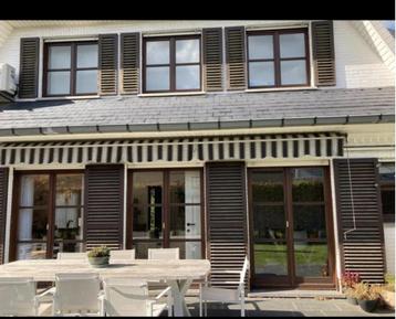 Prachtset massieve merbau louvre raamluiken beschikbaar voor biedingen