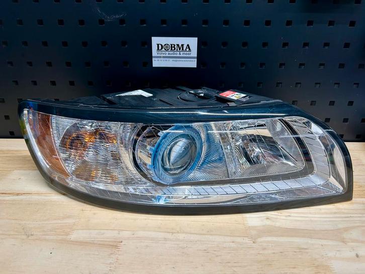 Volvo S40 V50 xenon koplamp rechts facelift nieuwstaat!, Auto-onderdelen, Verlichting, Volvo, Gebruikt, Ophalen of Verzenden