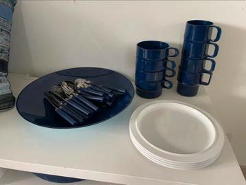 Kampeerservies beschikbaar voor biedingen