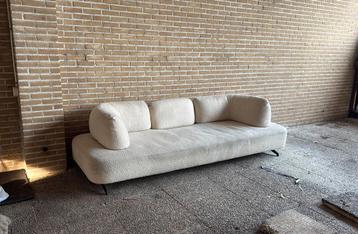 Witte teddy loungebank (opfris beurt nodig)