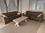 Te koop aangeboden 2 x 3 zits banken taupe, Ophalen, Zo goed als nieuw, Stof