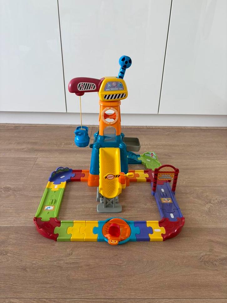 Vtech Toet Toet Hijskraan incl 3 auto’s, Kinderen en Baby's, Speelgoed | Vtech, Gebruikt, Ophalen