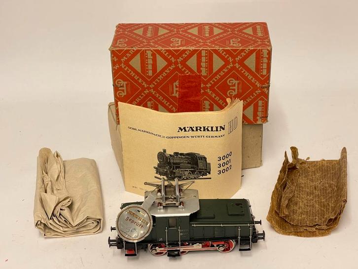 ** COLLECTORS ITEM ** Märklin 3001 ** RODE DOOS **, Hobby en Vrije tijd, Modeltreinen | H0, Zo goed als nieuw, Locomotief, Wisselstroom