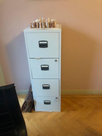 Retro Vintage kast met sleuteltje