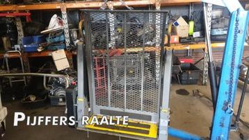 Invalidelift van een Mercedes Sprinter beschikbaar voor biedingen