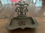 Gietijzeren zeepbakje. Brocante, Antiek en Kunst, Curiosa en Brocante, Ophalen of Verzenden