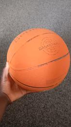 Basketball tekoop, Sport en Fitness, Basketbal, Ophalen of Verzenden, Zo goed als nieuw, Bal