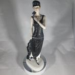 Art Deco Beeldje Dame – Zwart/Wit met Hoofddoek en Clutch, Ophalen of Verzenden, Zo goed als nieuw, Mens
