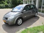 Renault Scénic 1.9 dCi Privilège Luxe Unieke Auto!, Gebruikt, Beige, 4 cilinders, Leder en Stof