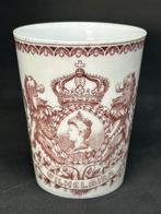 1923 - Wilhelmina - herinnering aan het 25-jarig jubileum, Ophalen of Verzenden, Zo goed als nieuw, Nederland, Servies