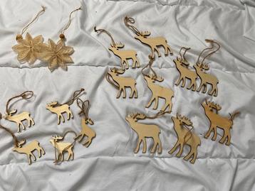 Kerstboom hangers,rendier,hout en 2x bloem, papier,in 1 koop beschikbaar voor biedingen
