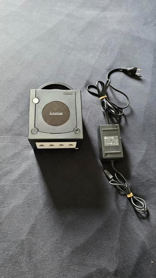 gamecube met adapter (leest geen discs)!!, Spelcomputers en Games, Spelcomputers | Nintendo GameCube, Gebruikt, Zonder controller