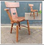 Vintage brutalistisch eiken stoelen- 25 zonder 5 met leuning, Vijf, Zes of meer stoelen, Gebruikt, Bruin, Hout