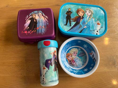 Frozen broodtrommels, beker en kommetje, Diversen, Schoolbenodigdheden, Gebruikt, Ophalen