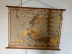Oude schoolkaart Europa met vochtschade, Antiek en Kunst, Antiek | Schoolplaten, Ophalen, Aardrijkskunde