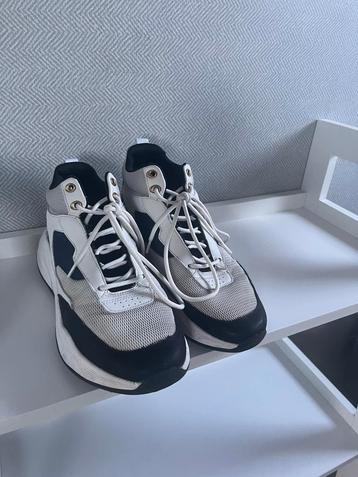 Schoenen maat 41 ZARA beschikbaar voor biedingen