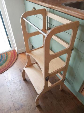 Houten learning Tower ette tete step n sit beschikbaar voor biedingen