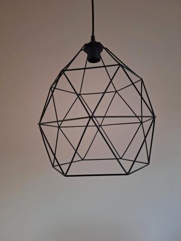 Hanglamp 2x beschikbaar voor biedingen