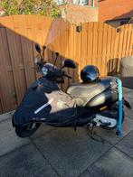 Piaggo zip 4T 25 E2 ZWART MAT 168 (2018), Fietsen en Brommers, Scooters | Piaggio, Ophalen, Maximaal 45 km/u, Zip, Zo goed als nieuw