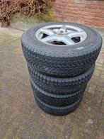 Winterbanden 215/70R16  5x114,3   Hyundai en Kia, Ophalen, 16 inch, Winterbanden, Band(en)