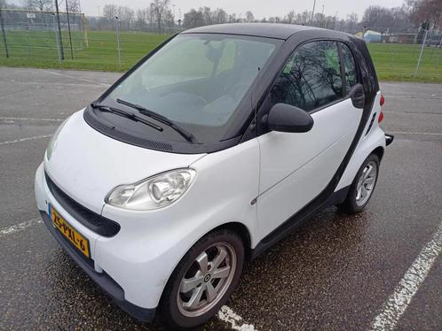 smart fortwo coupé 1.0 mhd Pure 2011 airco, Auto's, Smart, Bedrijf, Te koop, ForTwo, ABS, Airbags, Airconditioning, Centrale vergrendeling