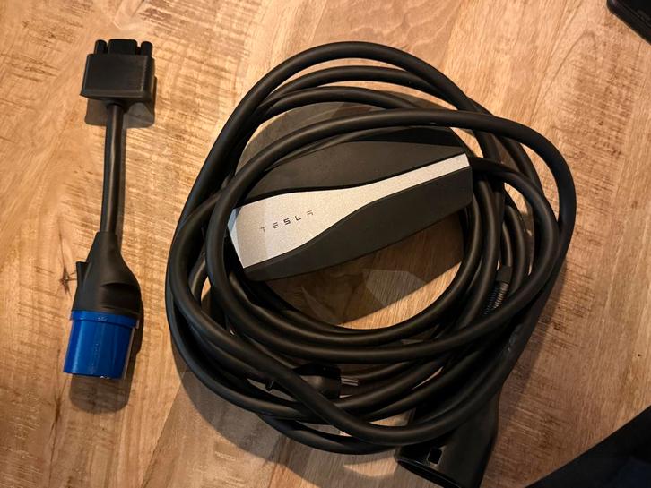 Tesla Mobile Connector - Laadkabel + kampeerconnector, Auto-onderdelen, Elektronica en Kabels, Nieuw, Ophalen of Verzenden