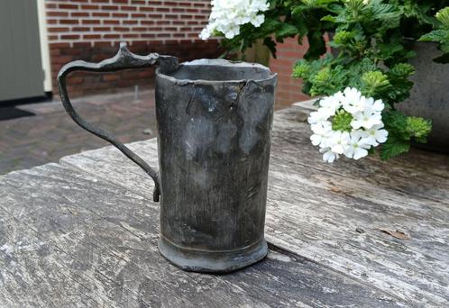 Gehavende tinnen maatbeker - uit Norden, Antiek en Kunst, Antiek | Tin, Ophalen of Verzenden