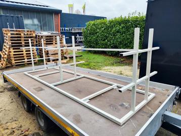 Opslag frame/regaal/container/werktafel Doe een leuk bod beschikbaar voor biedingen