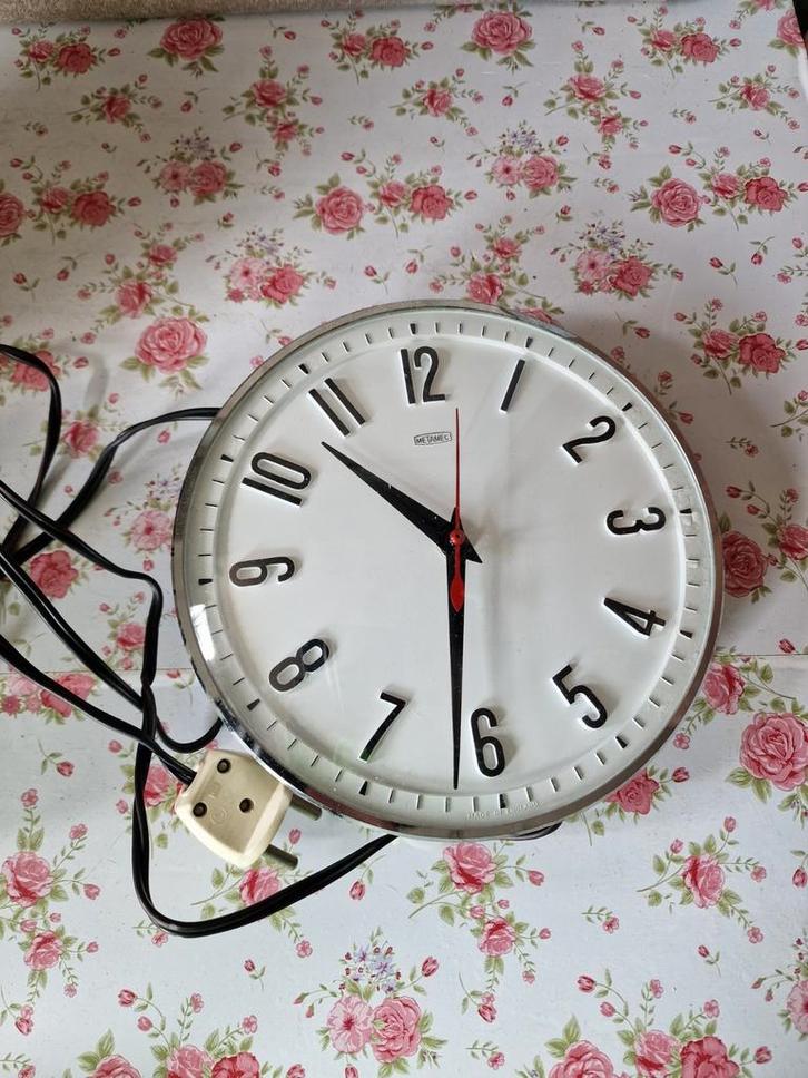 Vintage elektrische klok NUFA, Antiek en Kunst, Antiek | Klokken, Ophalen of Verzenden