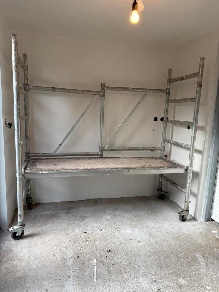 Rolsteiger / kamersteiger te huur Breda, bezorging mogelijk!, Doe-het-zelf en Verbouw, Steigers, Zo goed als nieuw, Rolsteiger of Kamersteiger