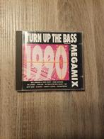 Cd turn up the bass megamix, Cd's en Dvd's, Cd's | Verzamelalbums, Ophalen of Verzenden, Zo goed als nieuw, Dance
