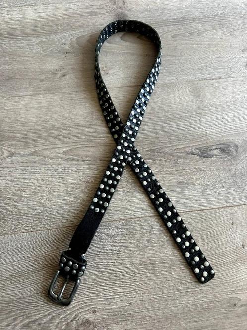 Petrol Industries zwarte leren riem heupriem met studs 115cm, Kleding | Dames, Riemen en Ceinturen, Nieuw, Heupriem, 100 cm of meer