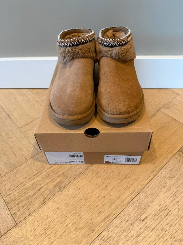 UGGS ULTRA MINI MAXI CURLY MAAT 38, Kleding | Dames, Schoenen, Nieuw, Snowboots, Bruin, Ophalen of Verzenden
