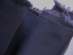 SALE: Kvadrat Field 2; paarsblauw; 18,7 meter meubelstof, Overige materialen, Blauw, 120 cm of meer, Ophalen of Verzenden