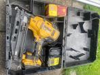 Dewalt afbouw tacker met accu, oplader en koffer, Doe-het-zelf en Verbouw, Gereedschap | Handgereedschap, Ophalen of Verzenden