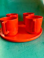 Retro plastic mokken twee tint oranje set van 4 STYLE Italy, Caravans en Kamperen, Ophalen of Verzenden, Gebruikt