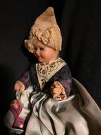 Popje in Volendams kostuum, Verzamelen, Poppen, Ophalen of Verzenden, Gebruikt, Pop