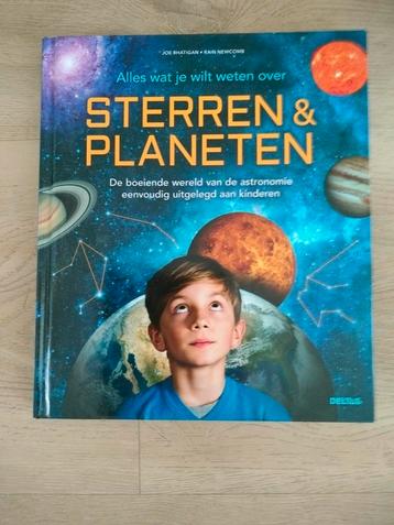 Boek over sterren en planeten beschikbaar voor biedingen