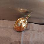 B1065 oude kerstbal brons walnoot 6 cm, Diversen, Kerst, Ophalen of Verzenden, Gebruikt