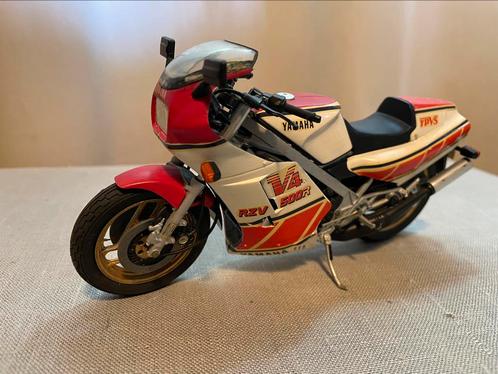 Yamaha RZV500R Race motor 1:12, Hobby en Vrije tijd, Modelauto's | 1:5 tot 1:12, Zo goed als nieuw, Motor, 1:9 t/m 1:12, Ophalen of Verzenden