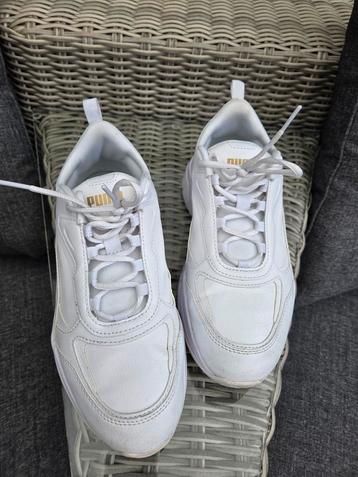 Puma sneakers  beschikbaar voor biedingen