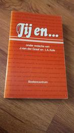 Tij en... Onder redactie van J. van der Graaf en I.A. Kole, Ophalen of Verzenden