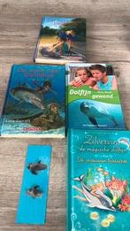 Dolfijnen boeken met boekenlegger, Boeken, Kinderboeken | Jeugd | onder 10 jaar, Ophalen of Verzenden, Zo goed als nieuw